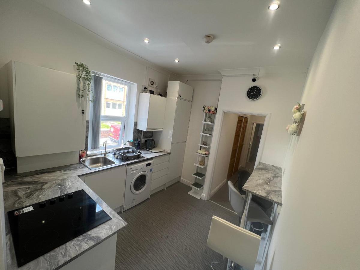 Zams Rooms Stoke-on-Trent Εξωτερικό φωτογραφία